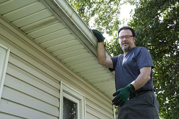 crew at Gutter Cleaning of Southgate